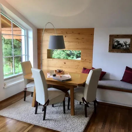 Appartementhaus Finis *