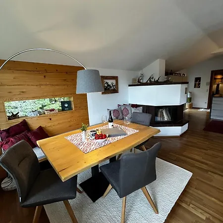 Appartementhaus Finis *